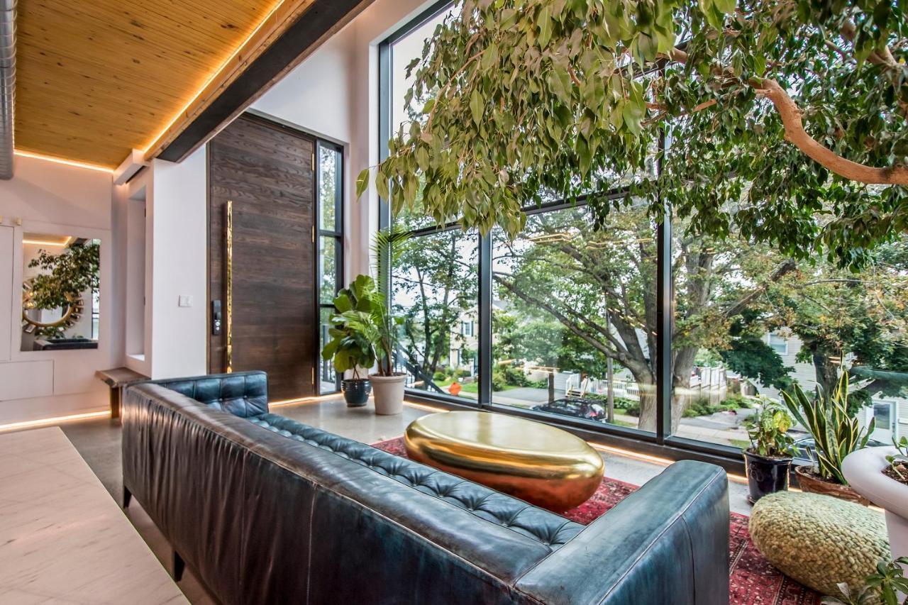 The Halifax Rooftop - Cozy Spa B&B Exterior photo